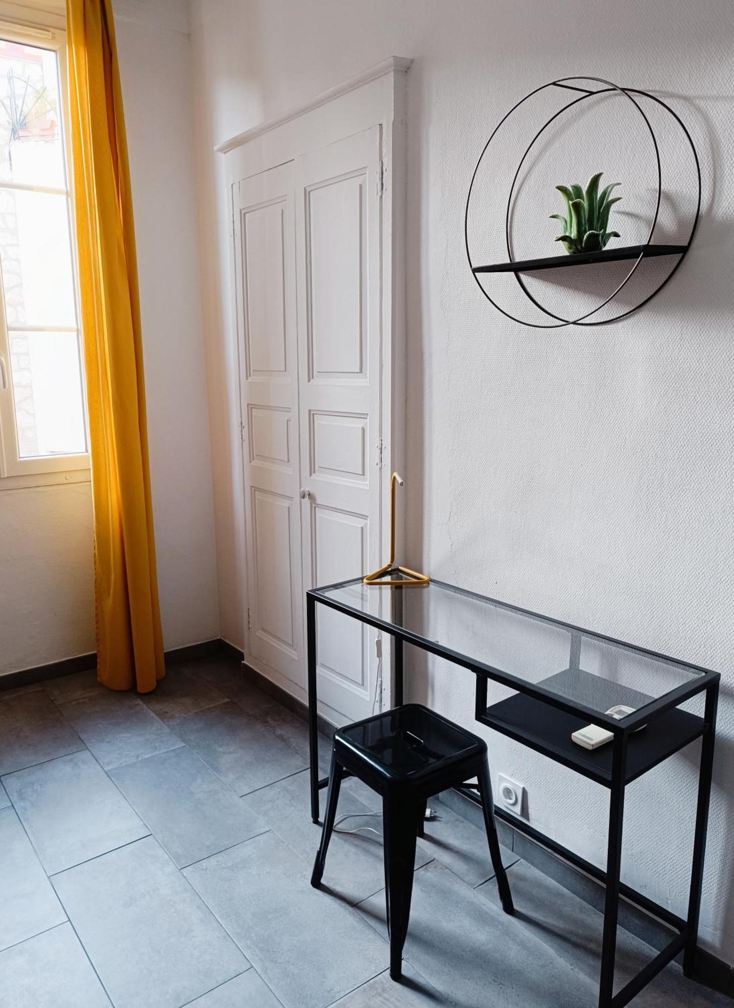 Grand 2 Pieces Renove Climatise, Vieil Antibes, Proche Port Apartman Kültér fotó